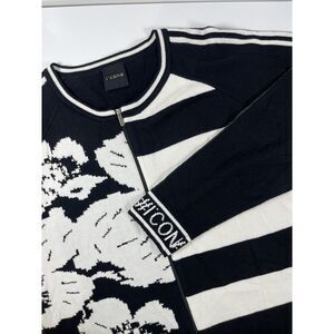 I'Cona Womens Jacket Sz L Full Zipper Black and White Stripe‎ Floral Sweater